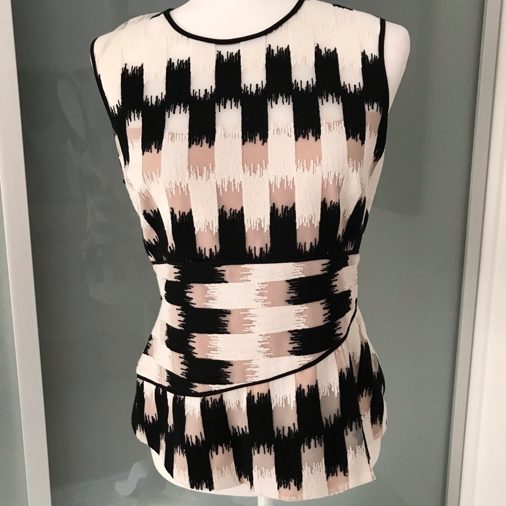 BCBG top NWT size M